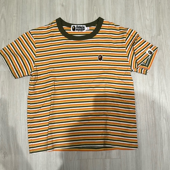 A Bathing Ape women Tees - Picture 1 of 9